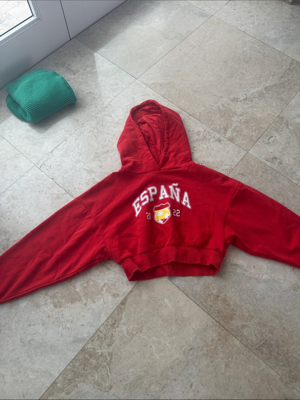 Primark Red España Cropped Hoodie for Kids - Picture 1 of 2